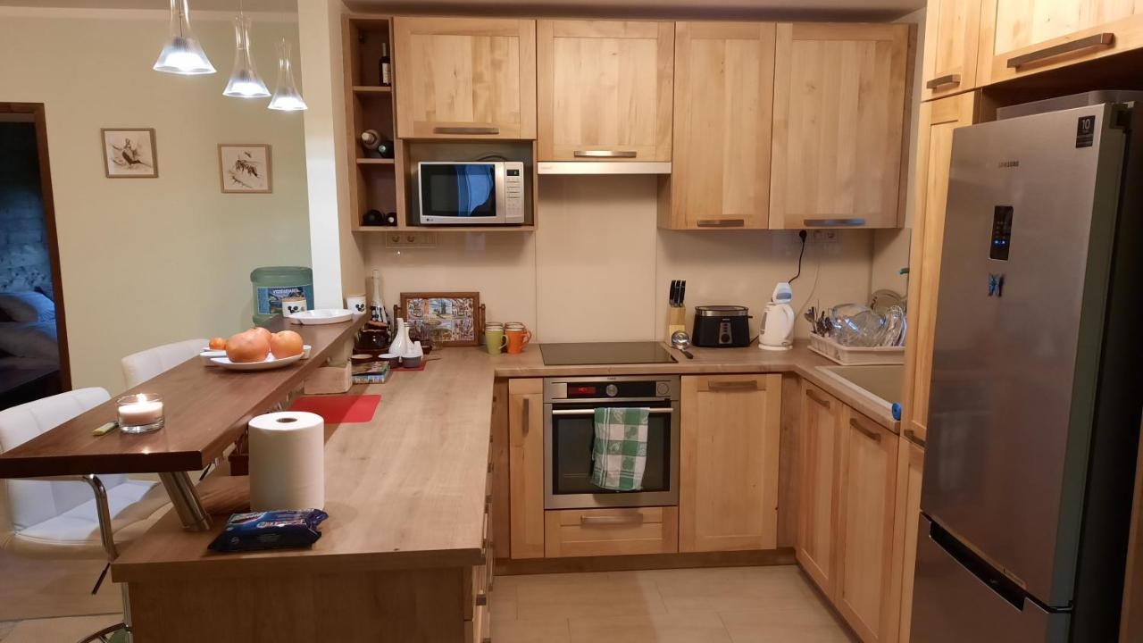 Aranypatak Apartmanhaz Σζομπαθέλι Εξωτερικό φωτογραφία