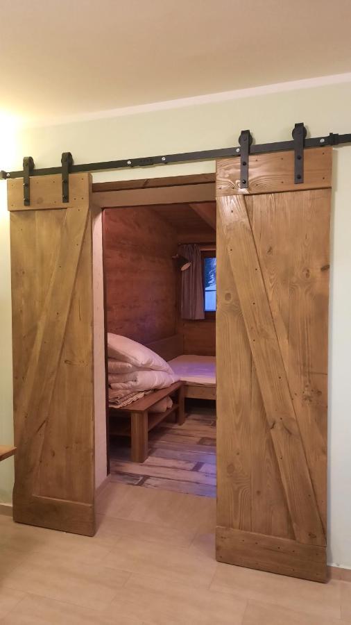 Aranypatak Apartmanhaz Σζομπαθέλι Εξωτερικό φωτογραφία